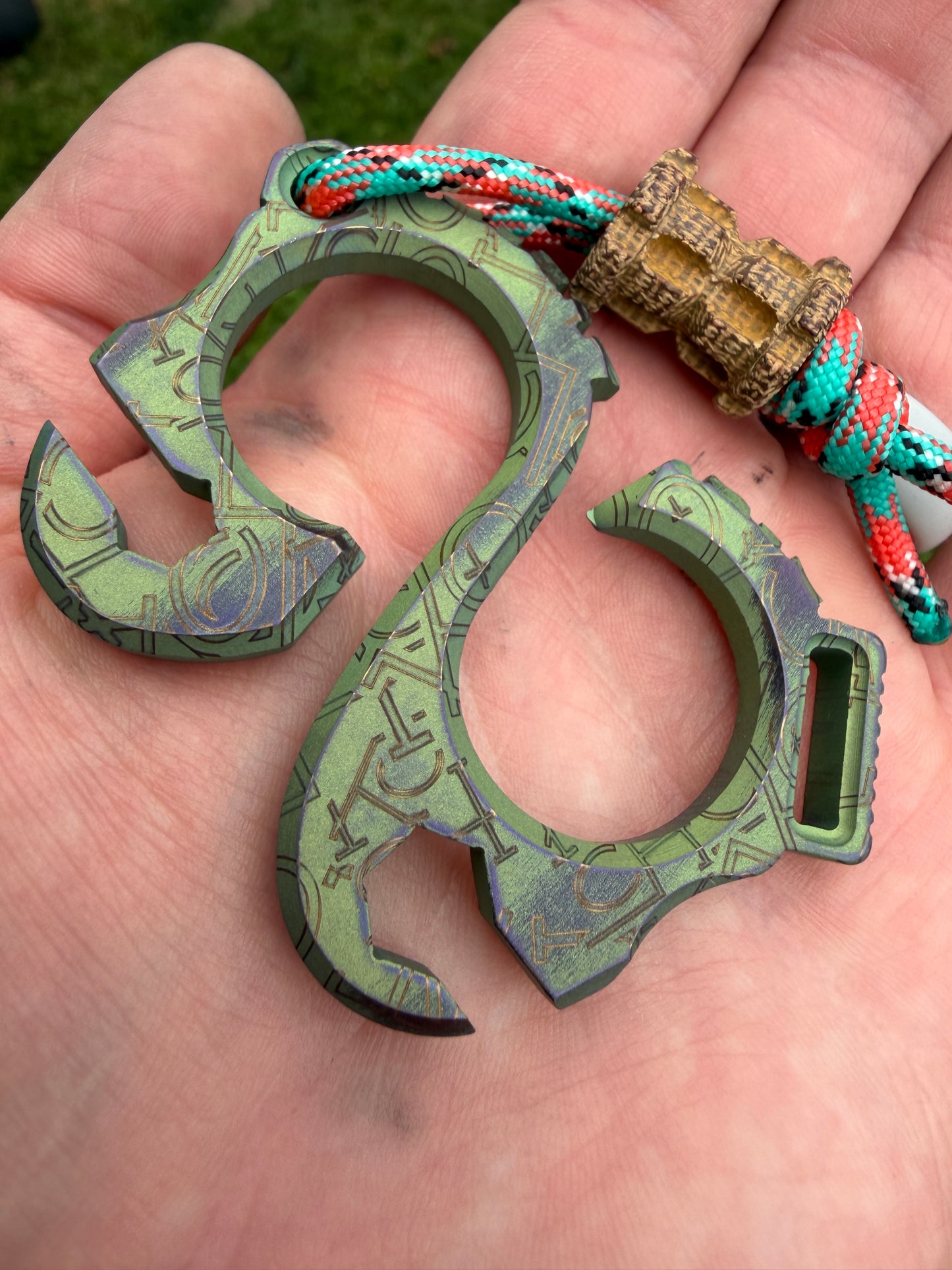 The Solo 2.1 EDC Pocket Tool