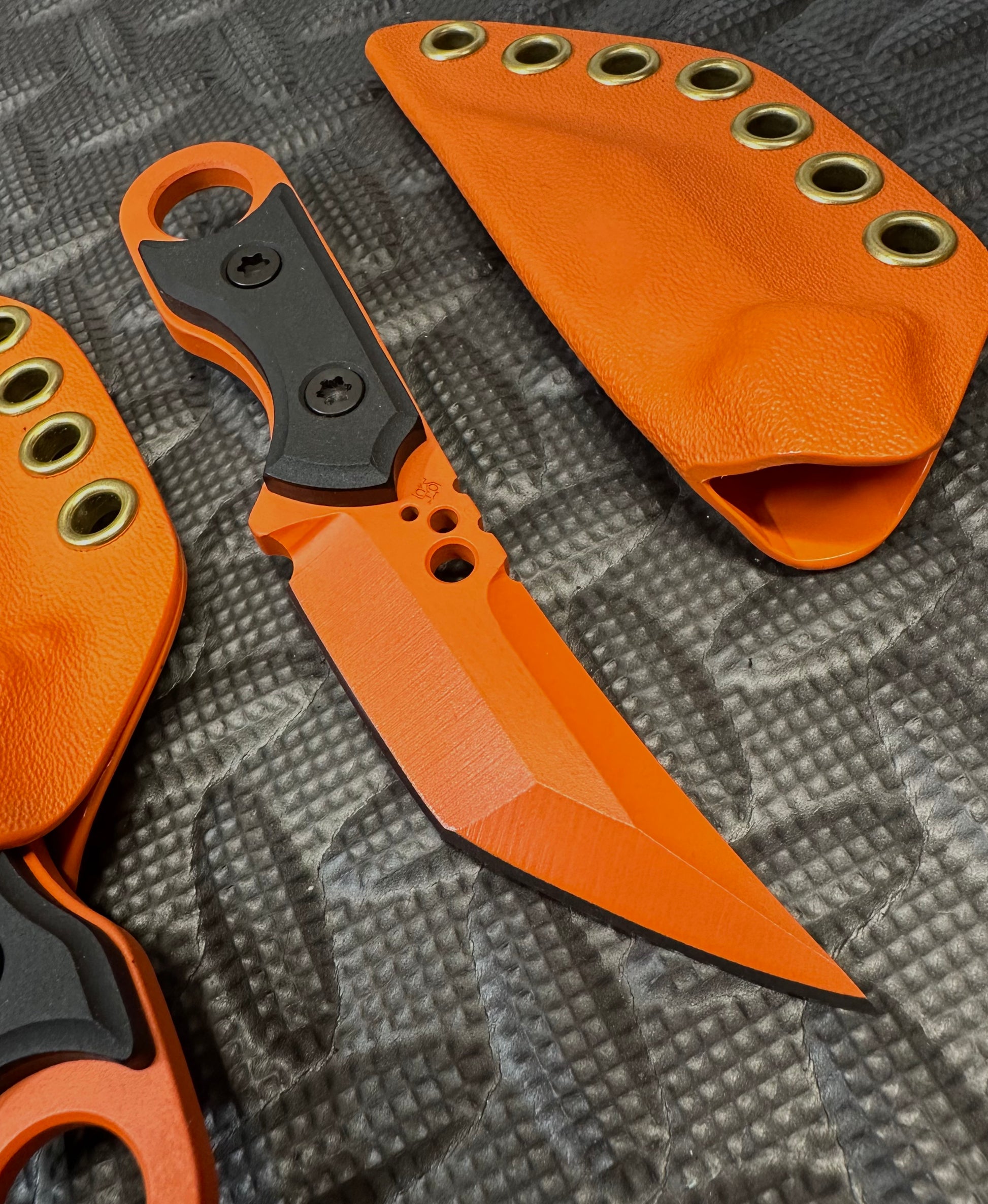 Koch Tools Co and Empire Outfitter EDC Hornet Fixed Blade AEB-L Orange Cerakote Black Richlite
