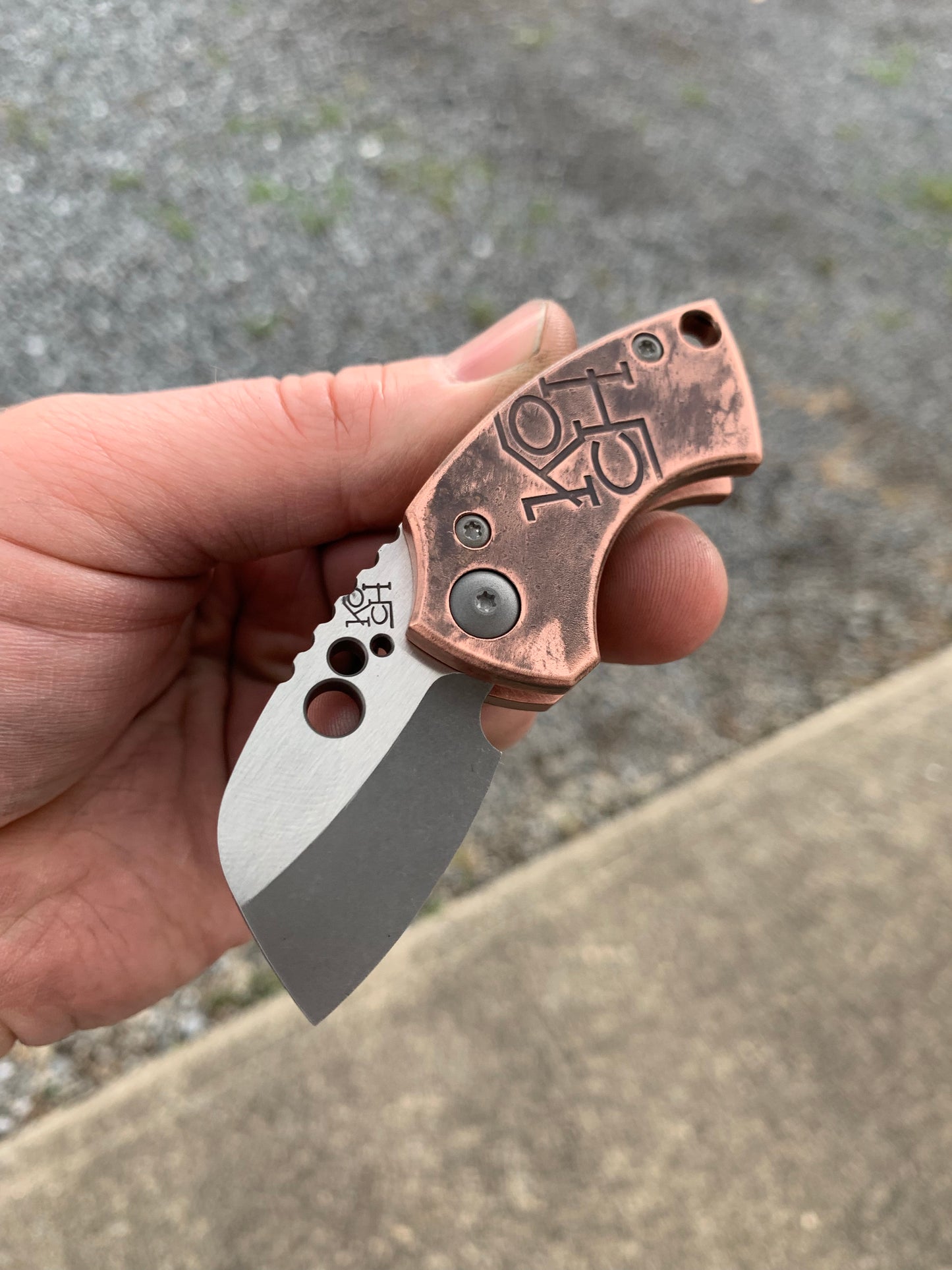 Gnat Friction Folder ( Custom )