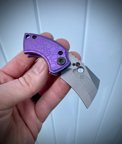 WharHawk Friction Folder